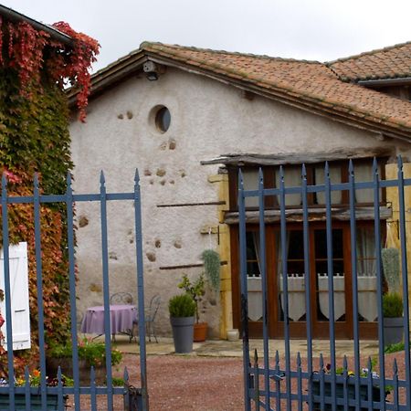 La Grange Villa Coutouvre Exterior photo