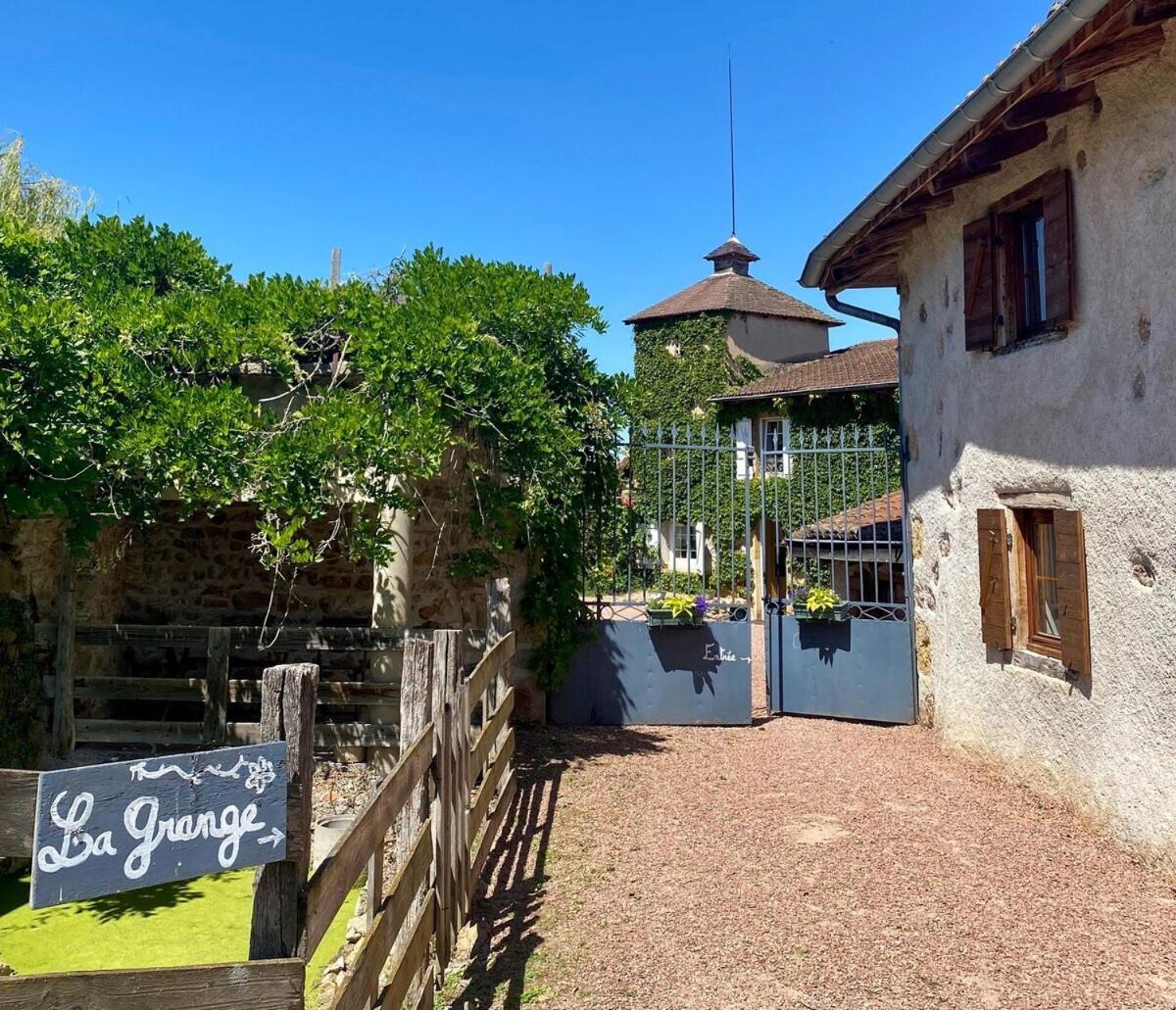 La Grange Villa Coutouvre Exterior photo