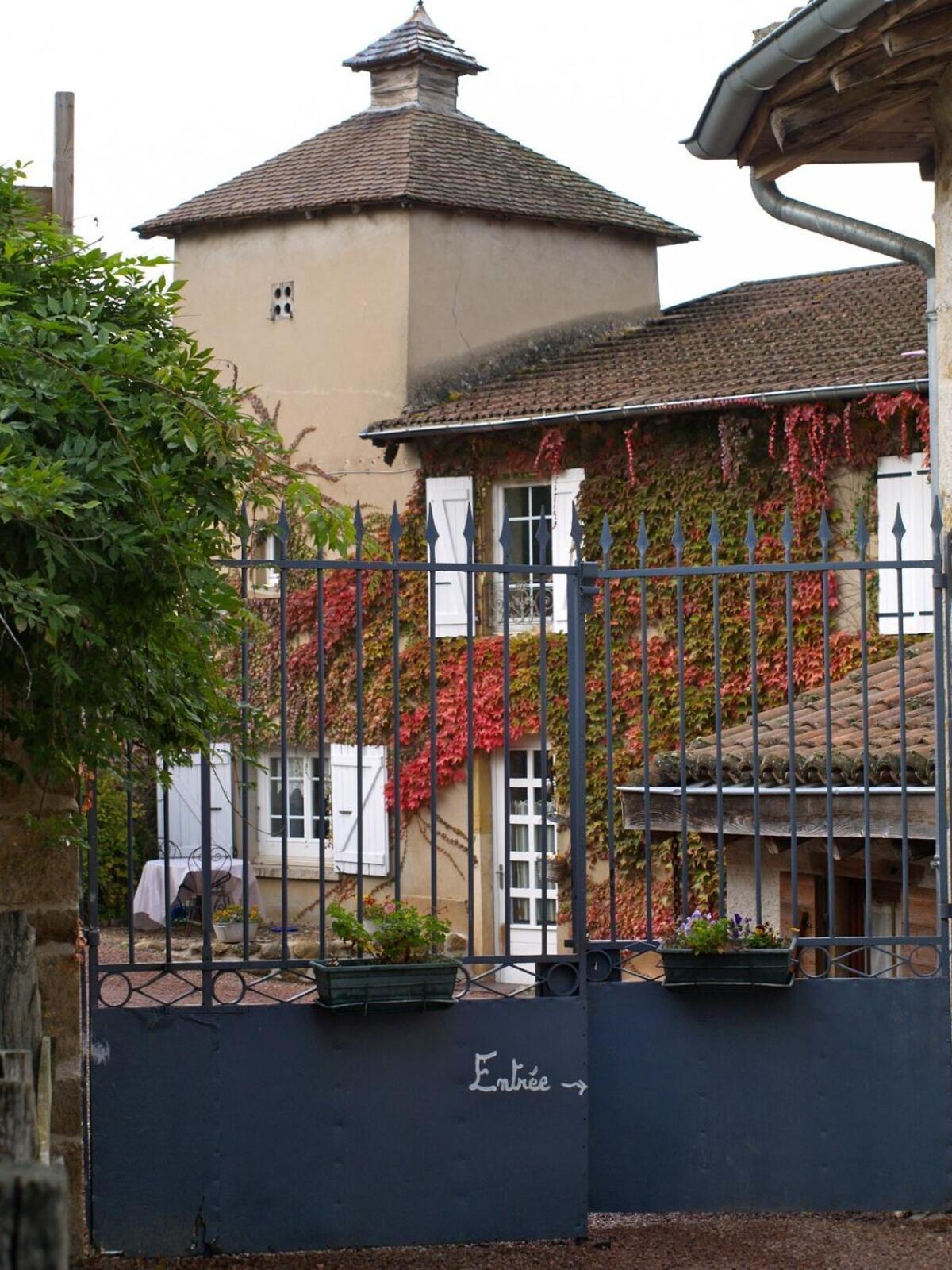 La Grange Villa Coutouvre Exterior photo